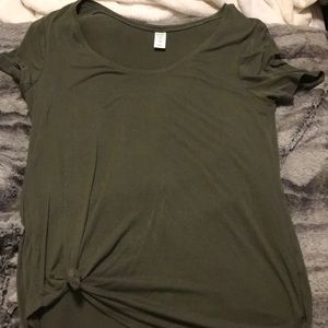 Army green basic tee